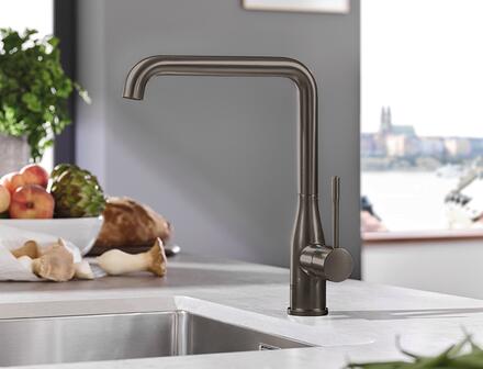 Plutôt chromé ou inox pour son robinet de cuisine ?