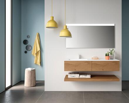 Miroir de salle de bains avec rangement