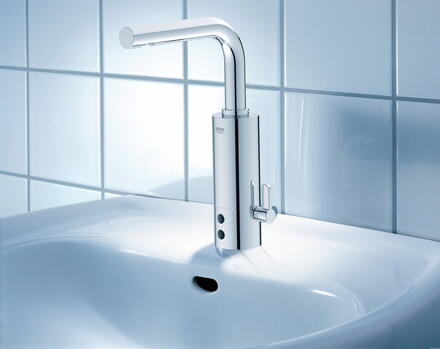 ESSENCE E - Mitigeur lavabo électronique à infrarouge